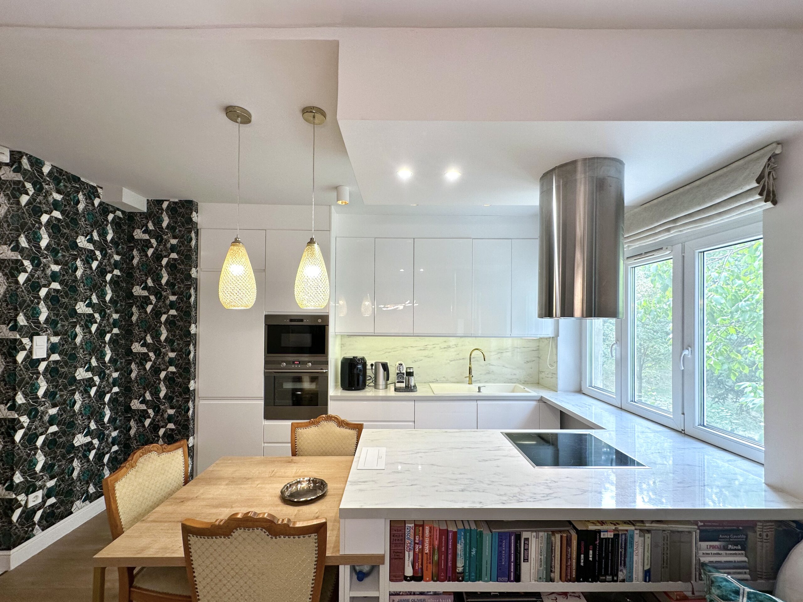 Kitchen of the renovated flat, Szépvölgyi út