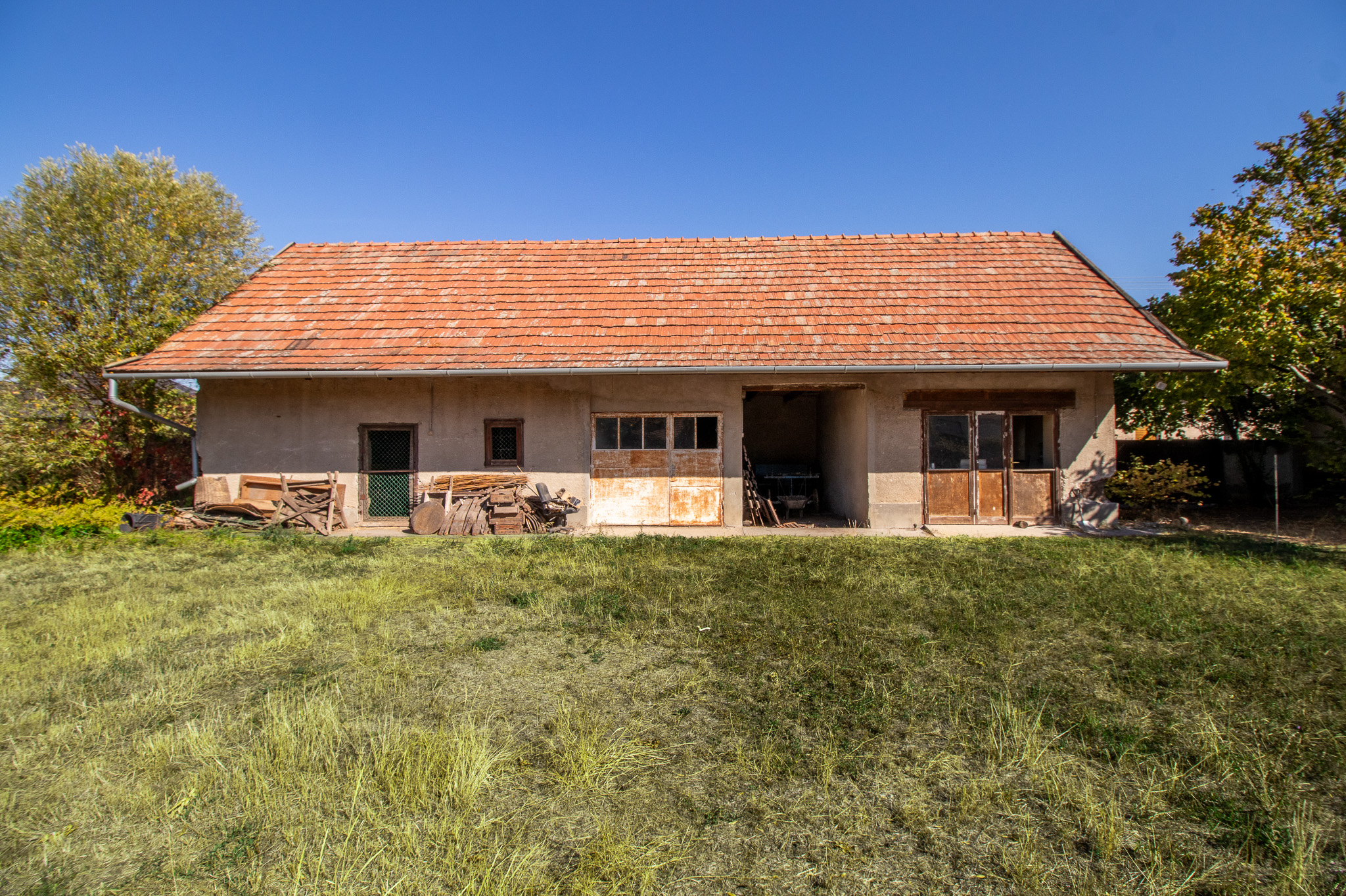 The house from the garden